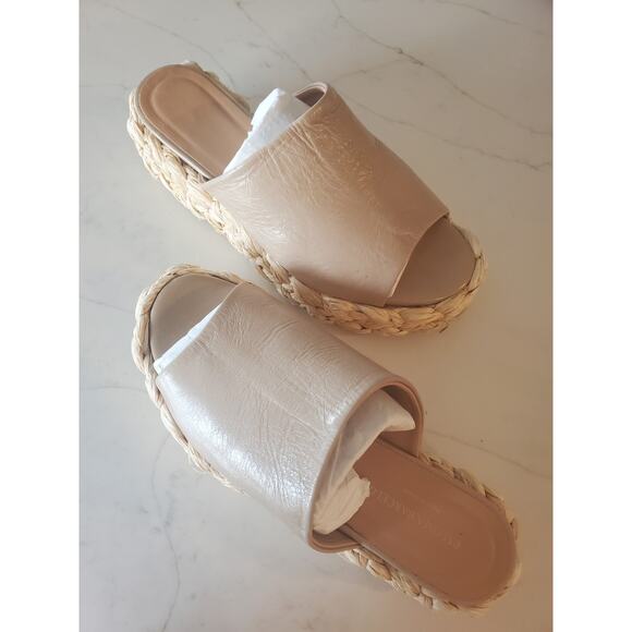 Paloma Barcelo Aryn Beige Slip-on Leather Platform Sandal - Picture 2 of 6